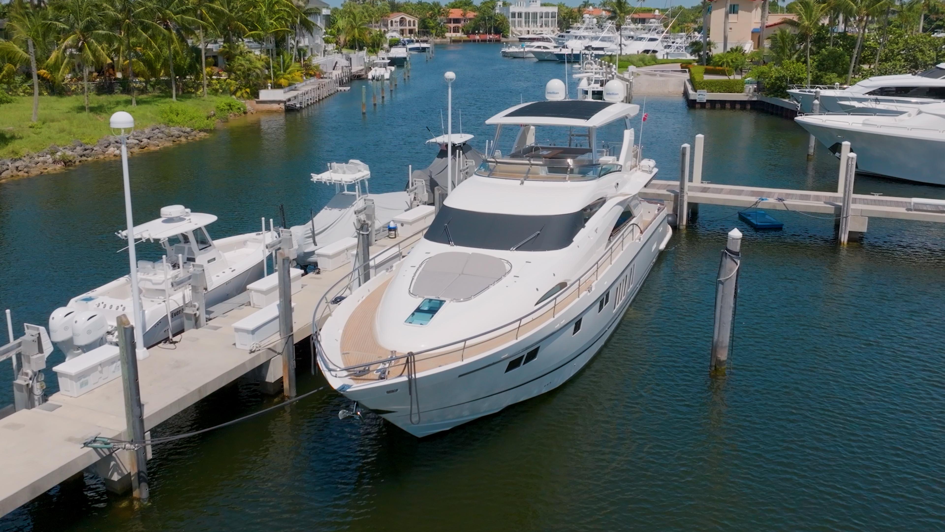 2014 Fairline Squadron 78 Custom Yacht For Sale in Miami FL 2014 Fairline Squadron 78 Custom Yacht For Sale in Miami FL