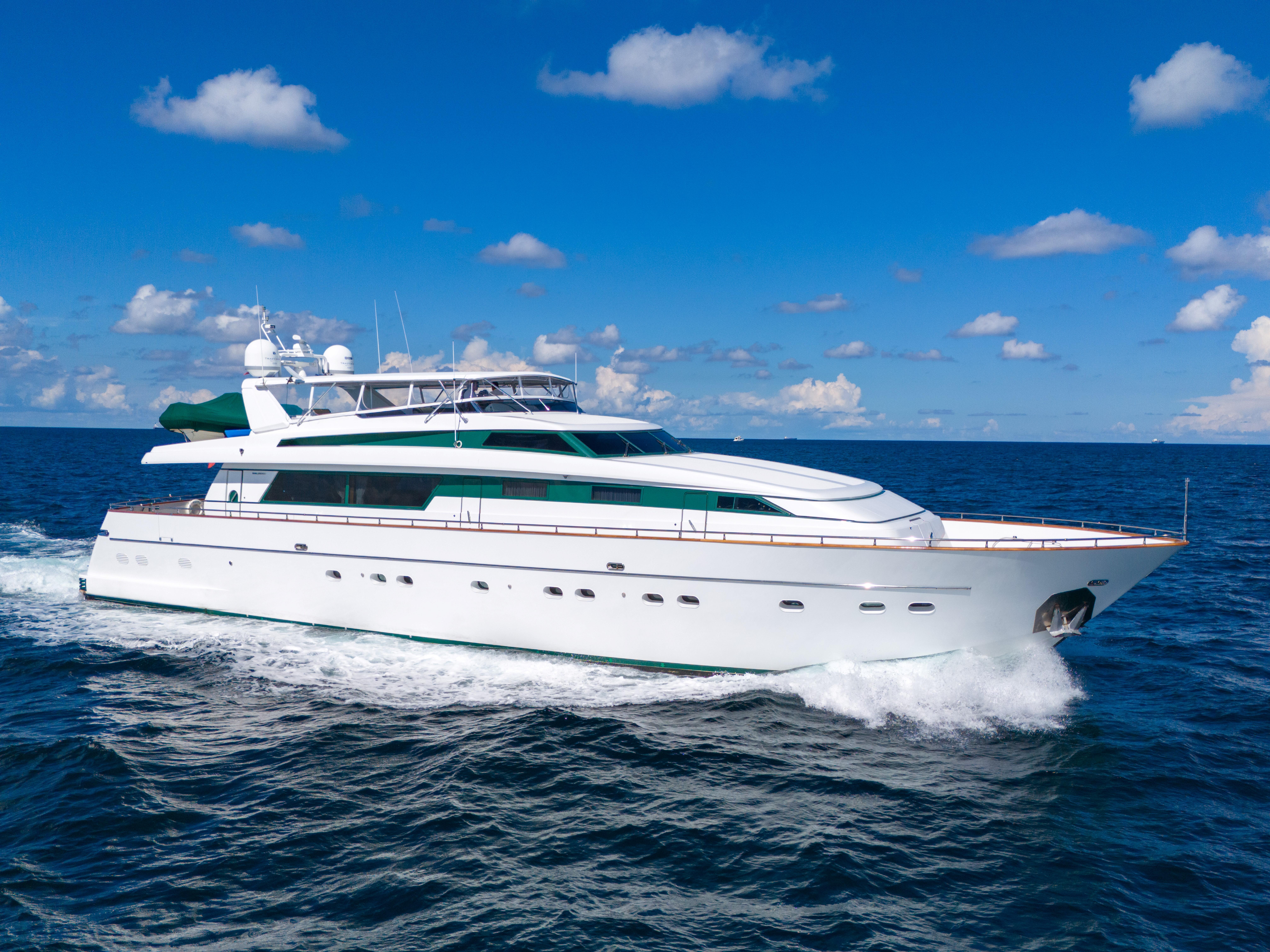 1998 Sanlorenzo 100SL Yacht For Sale in Fort Lauderdale FL 1998 Sanlorenzo 100SL Yacht For Sale in Fort Lauderdale FL
