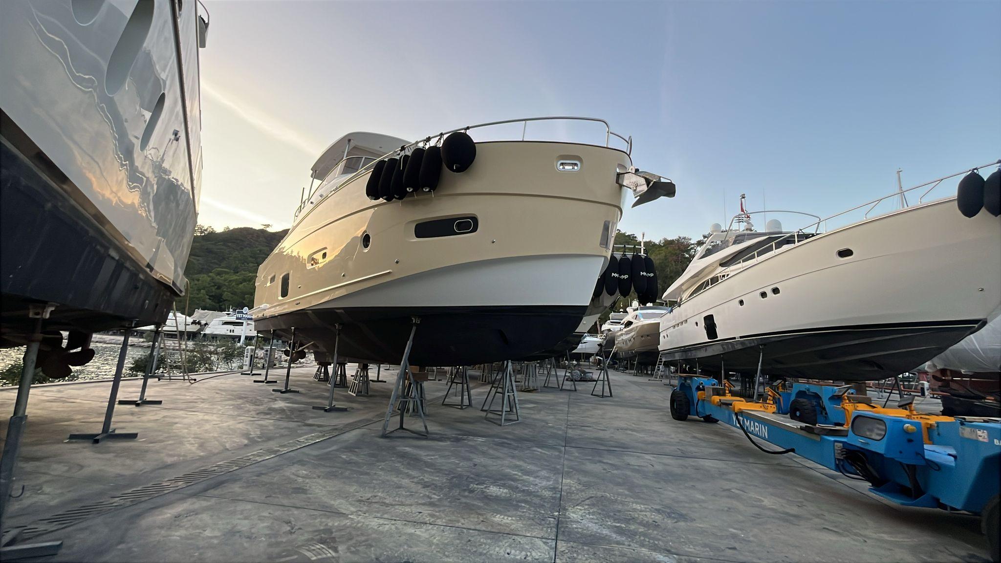 2016 Azimut Magellano 66 Yacht For Sale in İstanbul 2016 Azimut Magellano 66 Yacht For Sale in İstanbul
