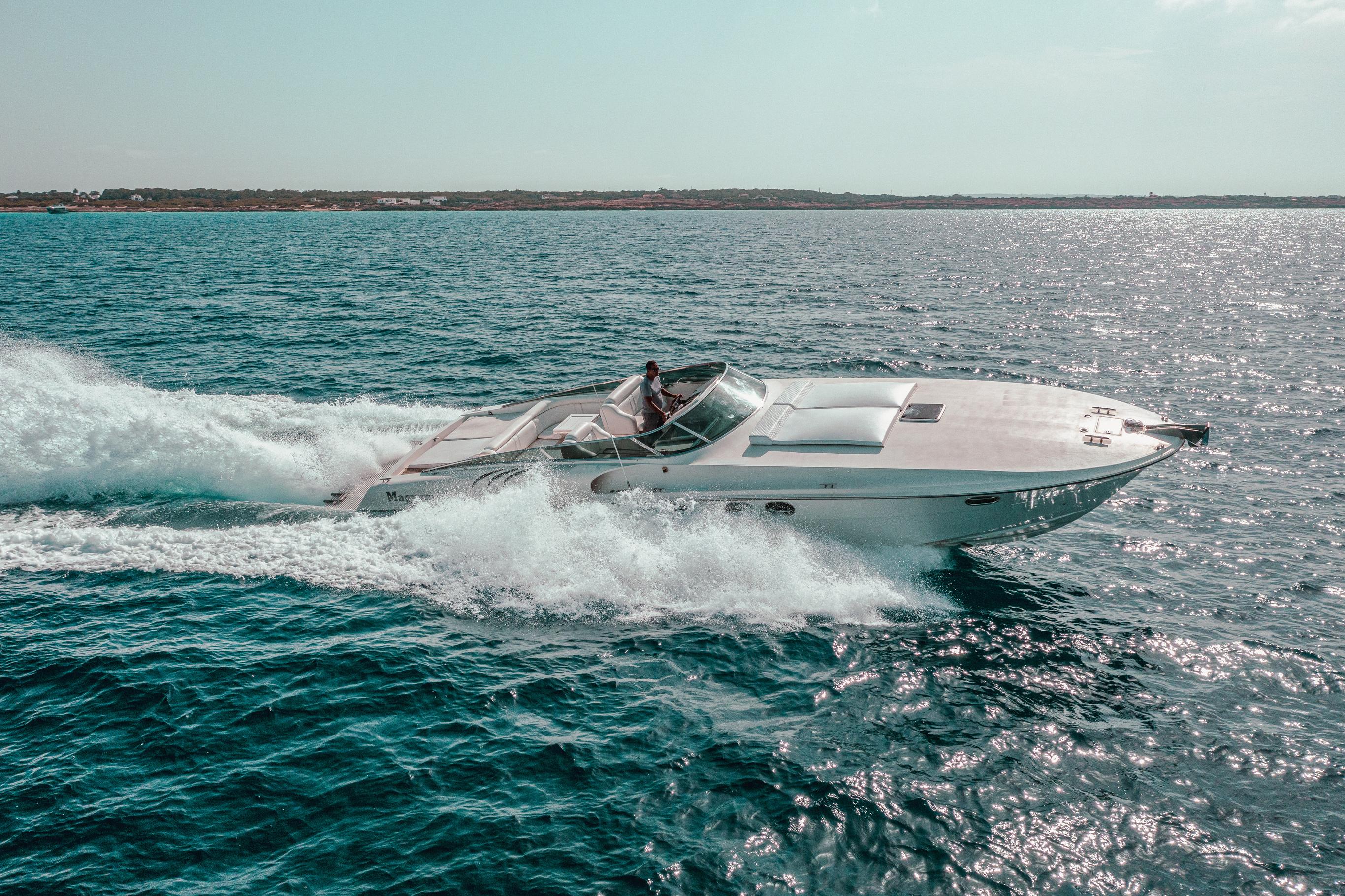 White Chocolate 2005 Magnum Marine 44 Yacht For Sale in Ibiza ES-PM White Chocolate 2005 Magnum Marine 44 Yacht For Sale in Ibiza ES-PM