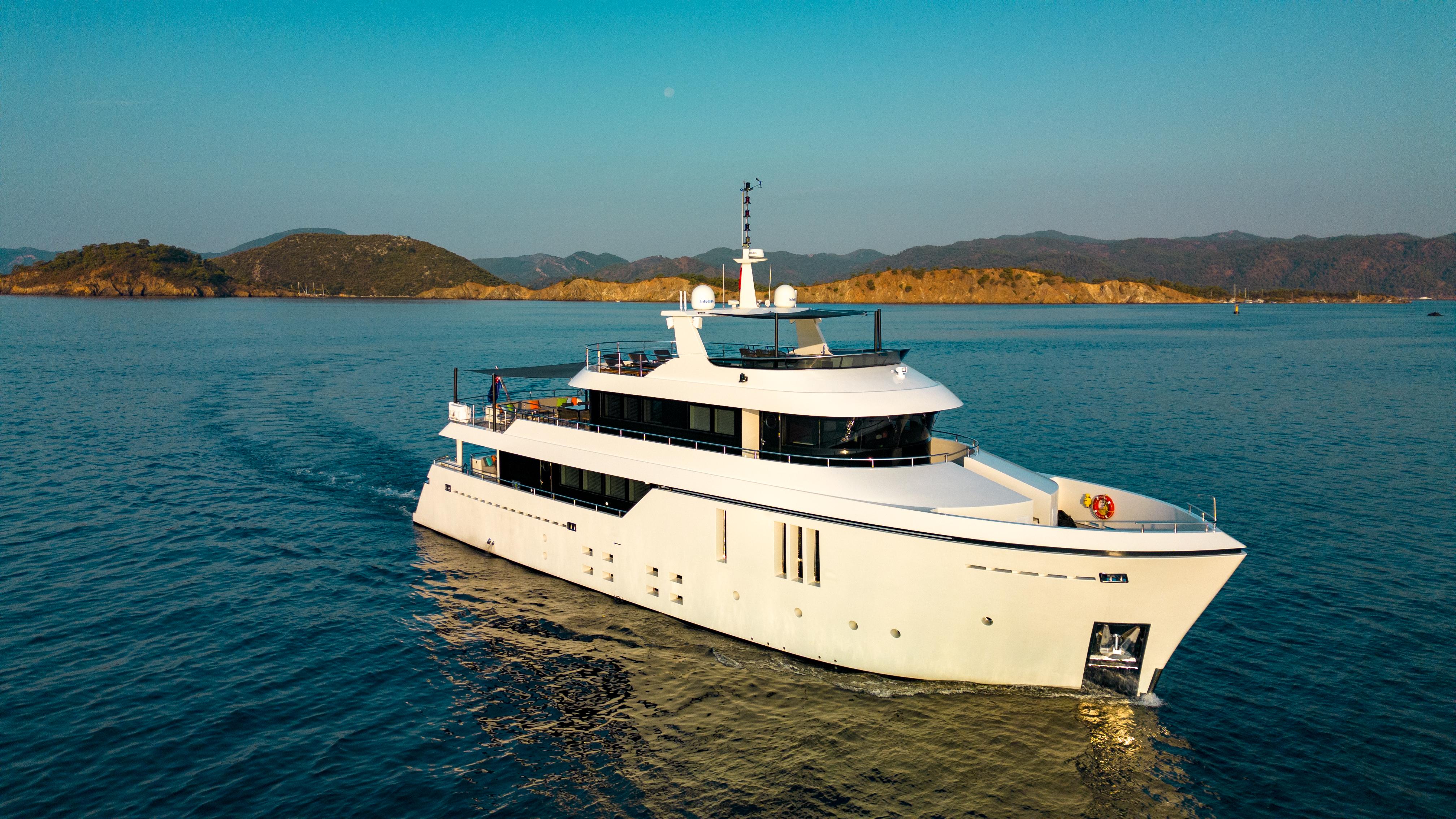 ZEEMAR 2016 Custom Aydos Yat Sanayi 100' Yacht For Sale in Imperia IT-IM ZEEMAR 2016 Custom Aydos Yat Sanayi 100' Yacht For Sale in Imperia IT-IM