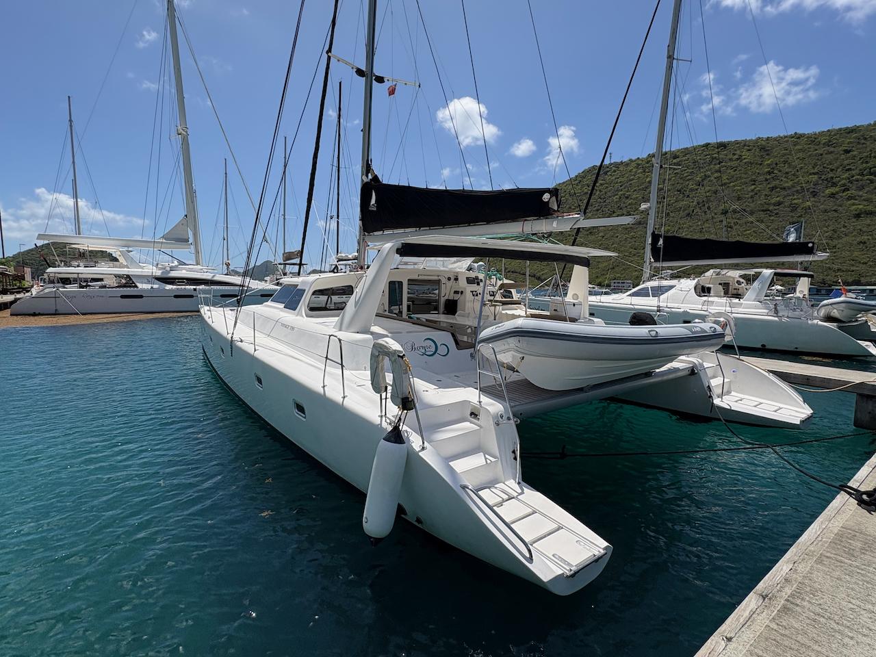WindBorne 2015 Voyage Yachts VOYAGE 520 Yacht For Sale in West End WindBorne 2015 Voyage Yachts VOYAGE 520 Yacht For Sale in West End