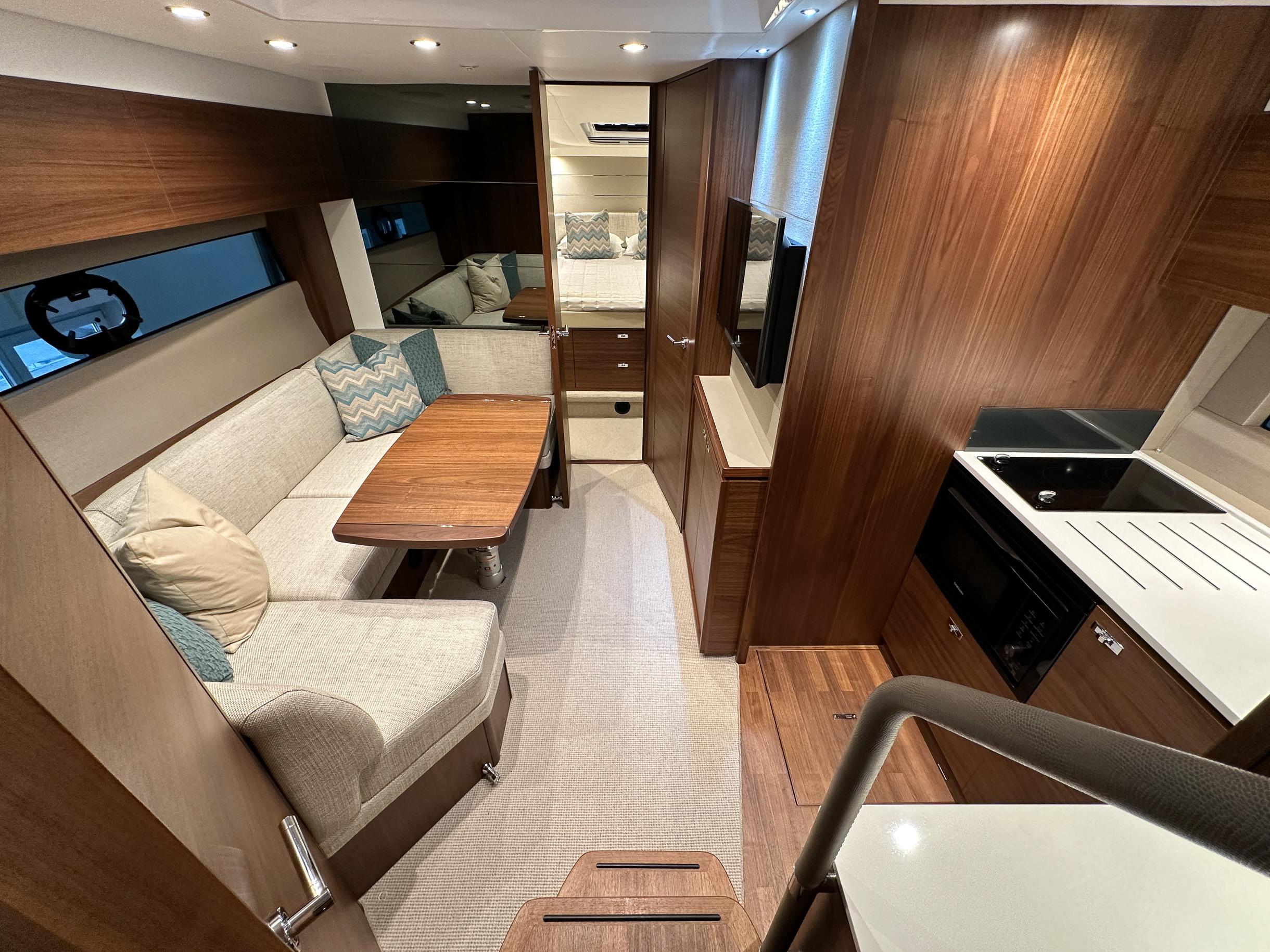 V40174 2024 Princess V40 Sunbed Yacht For Sale in Copenhagen V40174 2024 Princess V40 Sunbed Yacht For Sale in Copenhagen