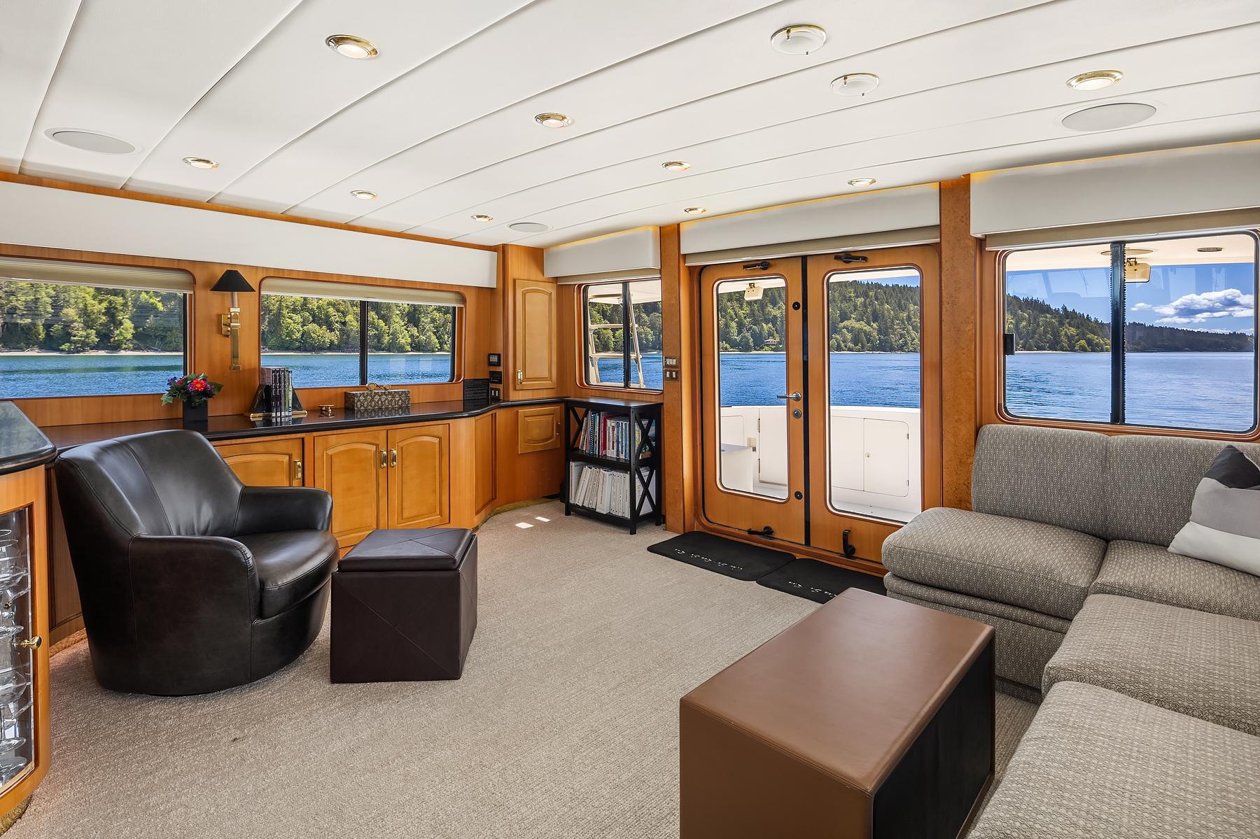 QUE SA-RAH SA-RAH 1999 Symbol Pilothouse Yacht For Sale in Seattle WA QUE SA-RAH SA-RAH 1999 Symbol Pilothouse Yacht For Sale in Seattle WA