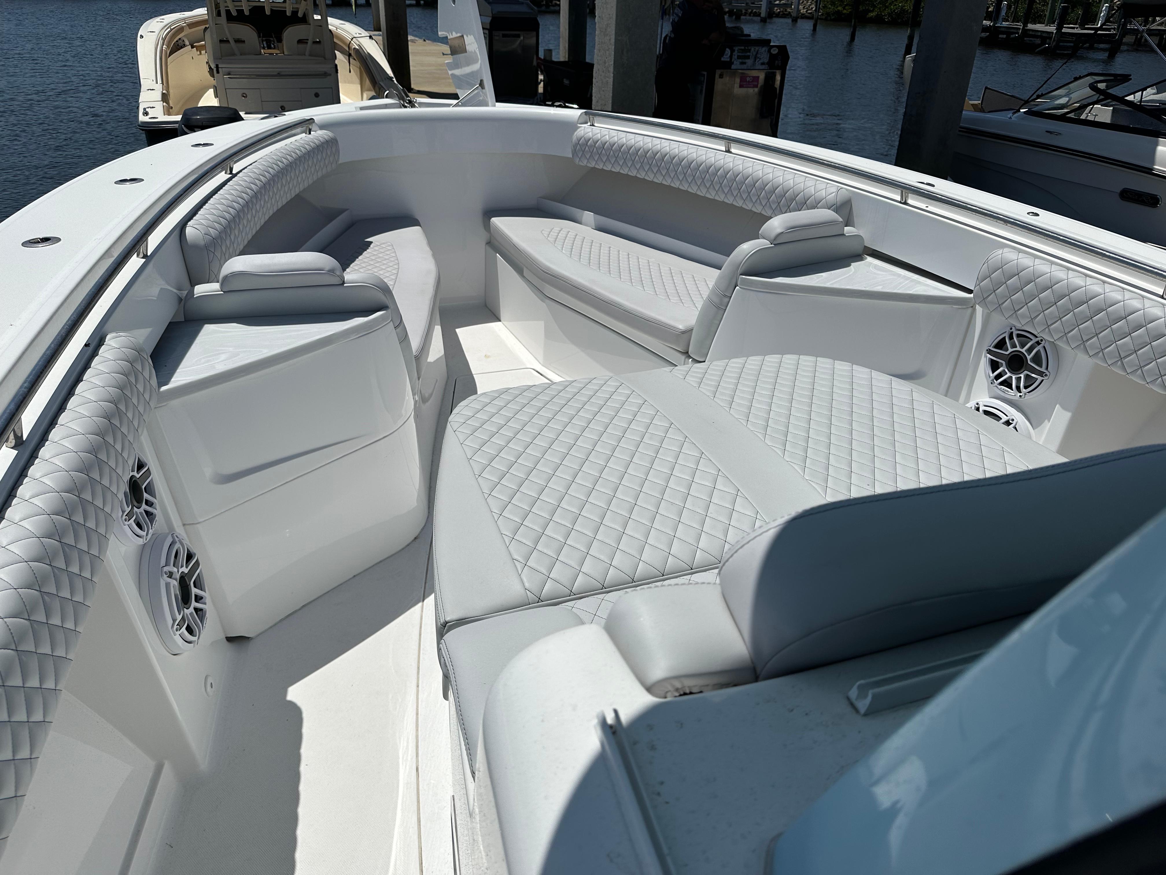 2023 HCB 39 Speciale Yacht For Sale in Falmouth MA 2023 HCB 39 Speciale Yacht For Sale in Falmouth MA