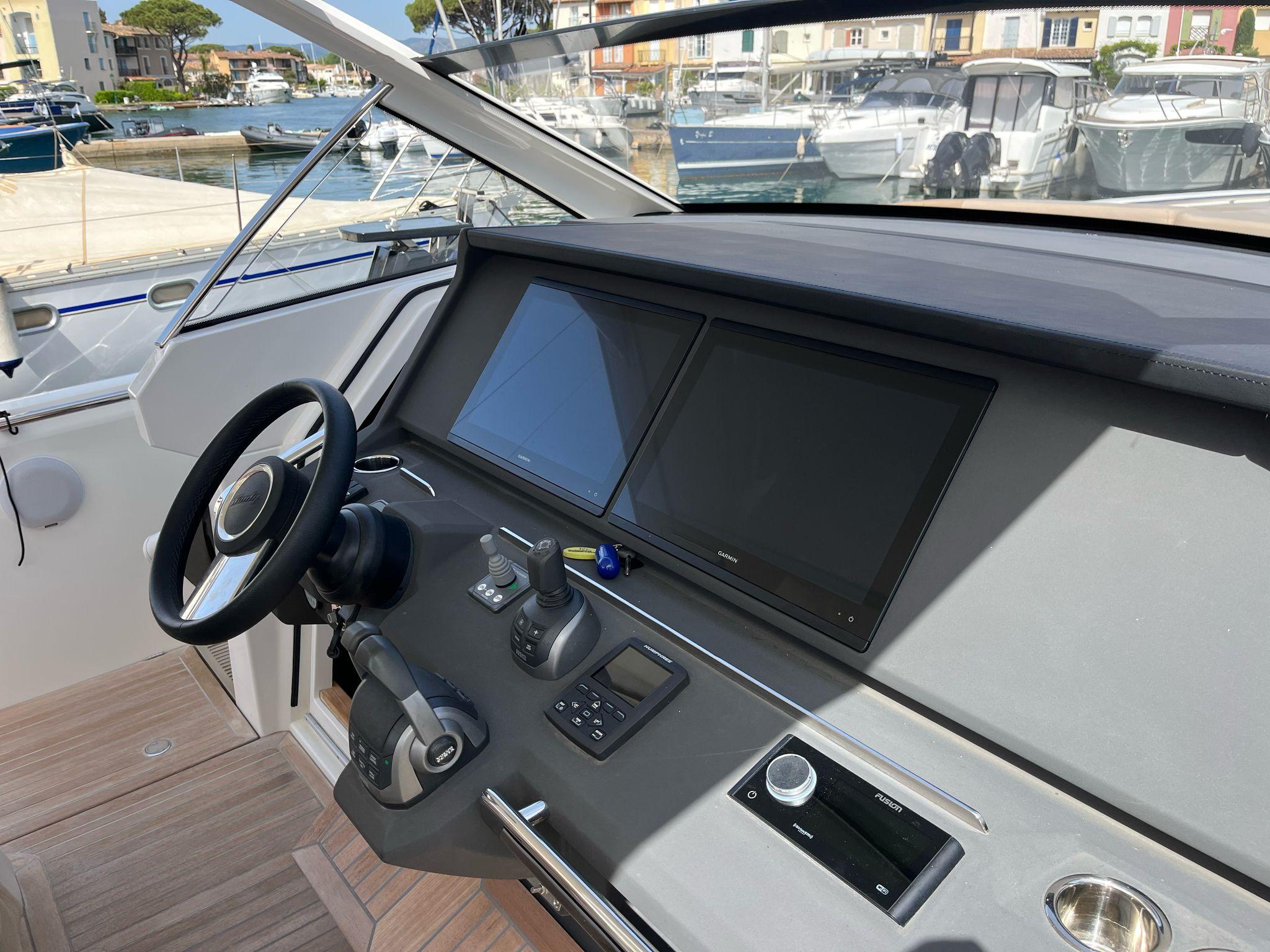  2022 Windy SR 44 BLACKHAWK Yacht For Sale in cannes 06