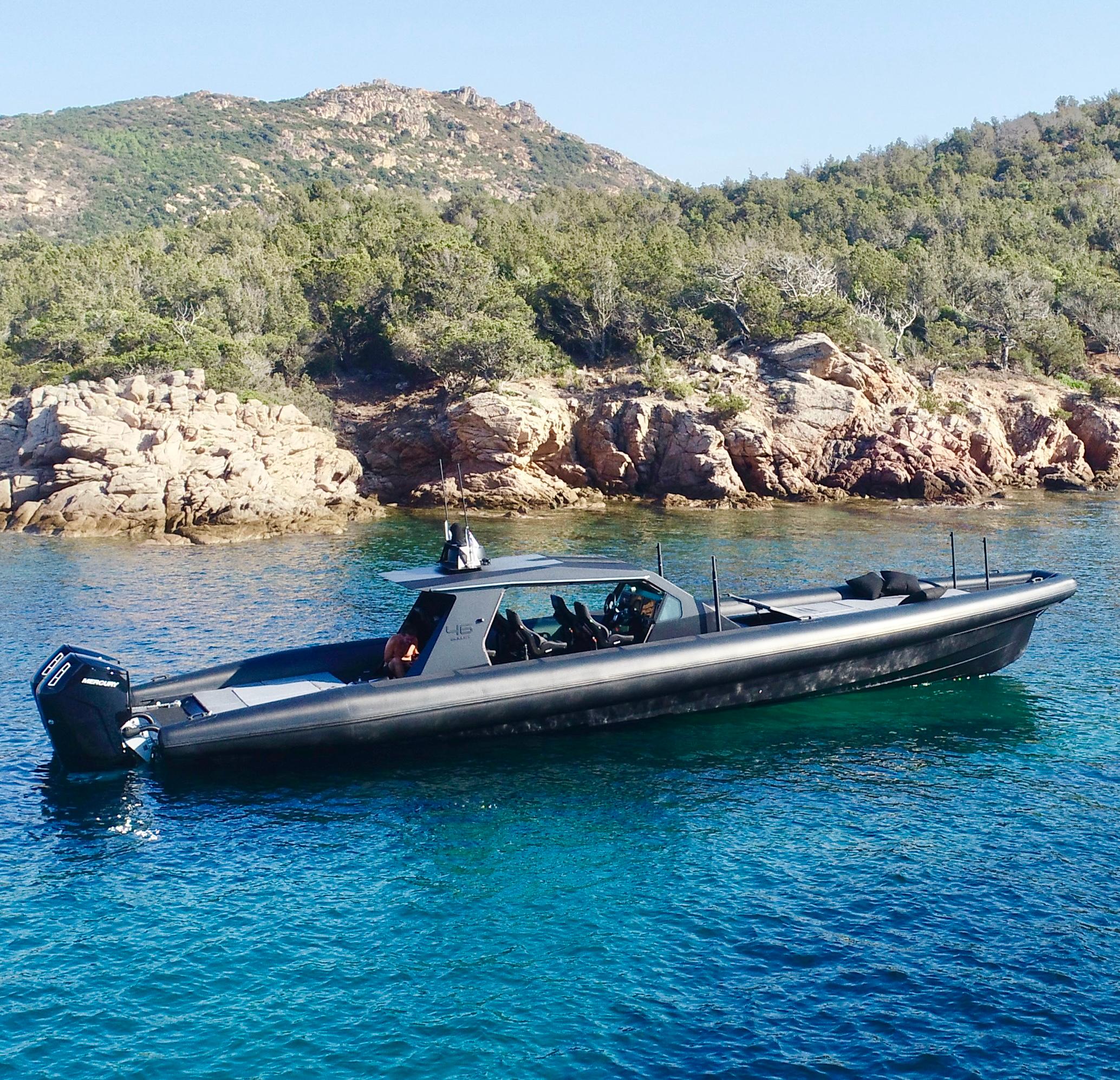 Black Bullet 2022 Goldfish Bullet Yacht For Sale in Porto vecchio 20 Black Bullet 2022 Goldfish Bullet Yacht For Sale in Porto vecchio 20
