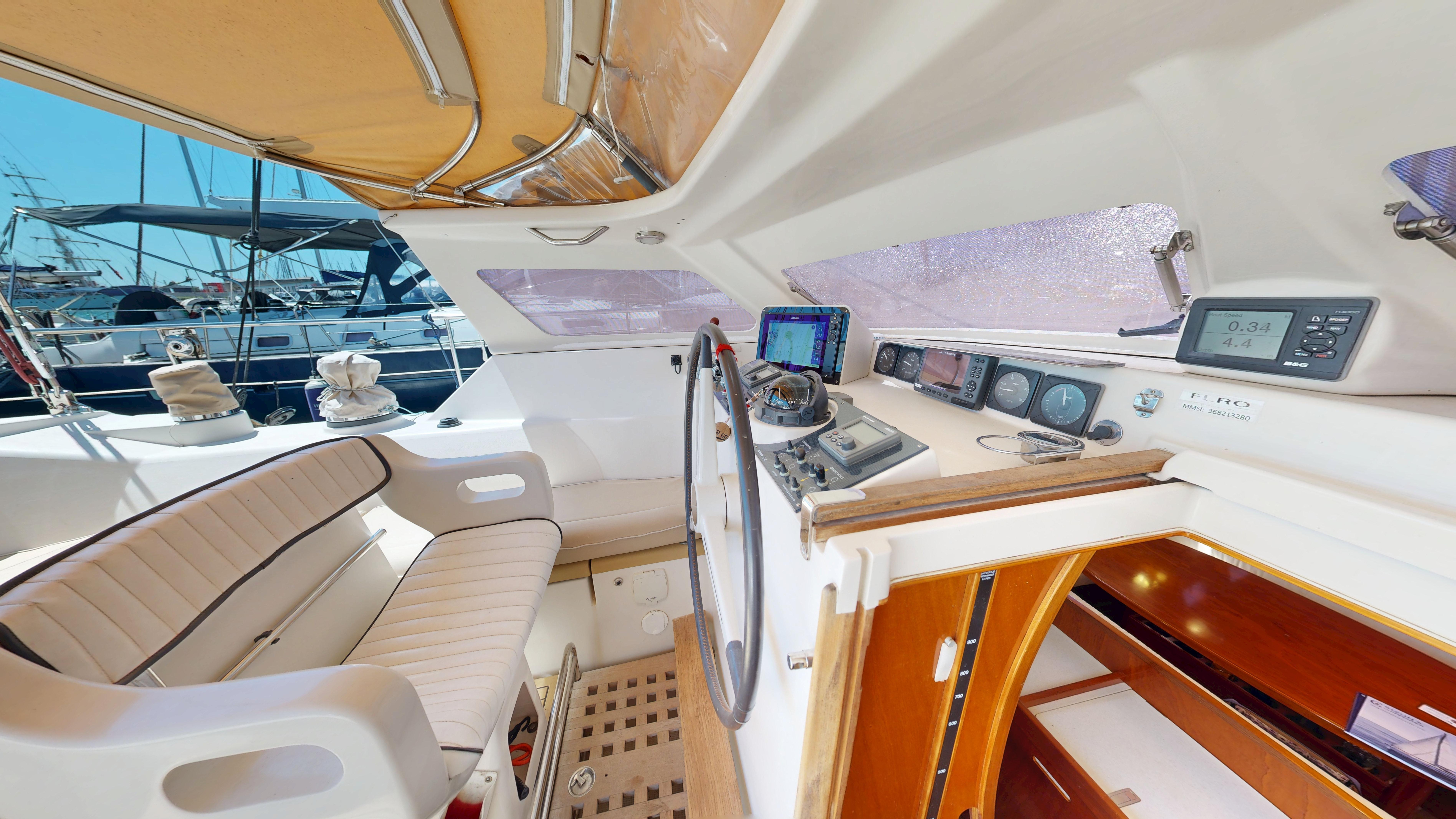2010 Amel 54 Yacht For Sale in Valencia ES-V 2010 Amel 54 Yacht For Sale in Valencia ES-V