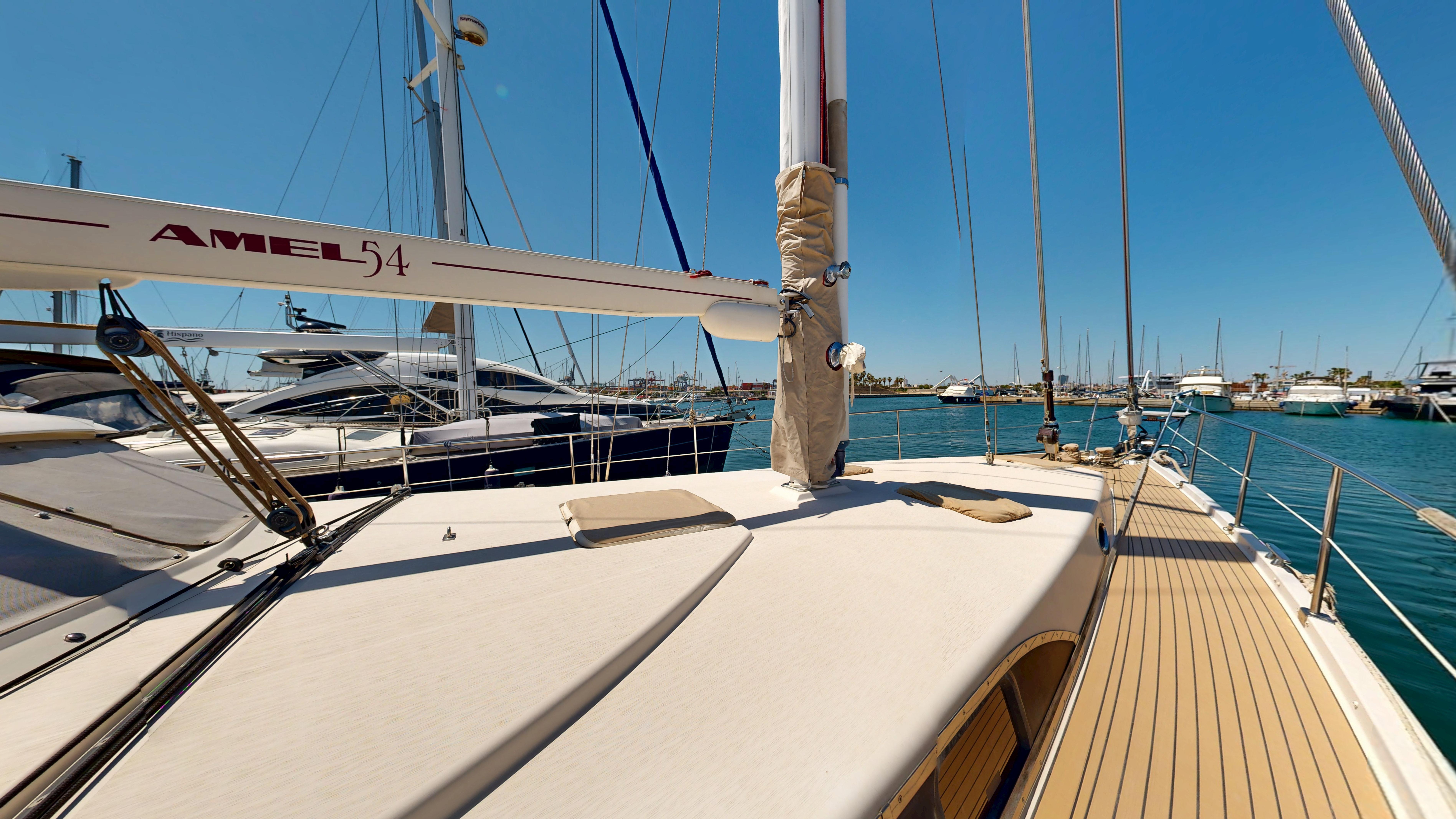 2010 Amel 54 Yacht For Sale in Valencia ES-V 2010 Amel 54 Yacht For Sale in Valencia ES-V