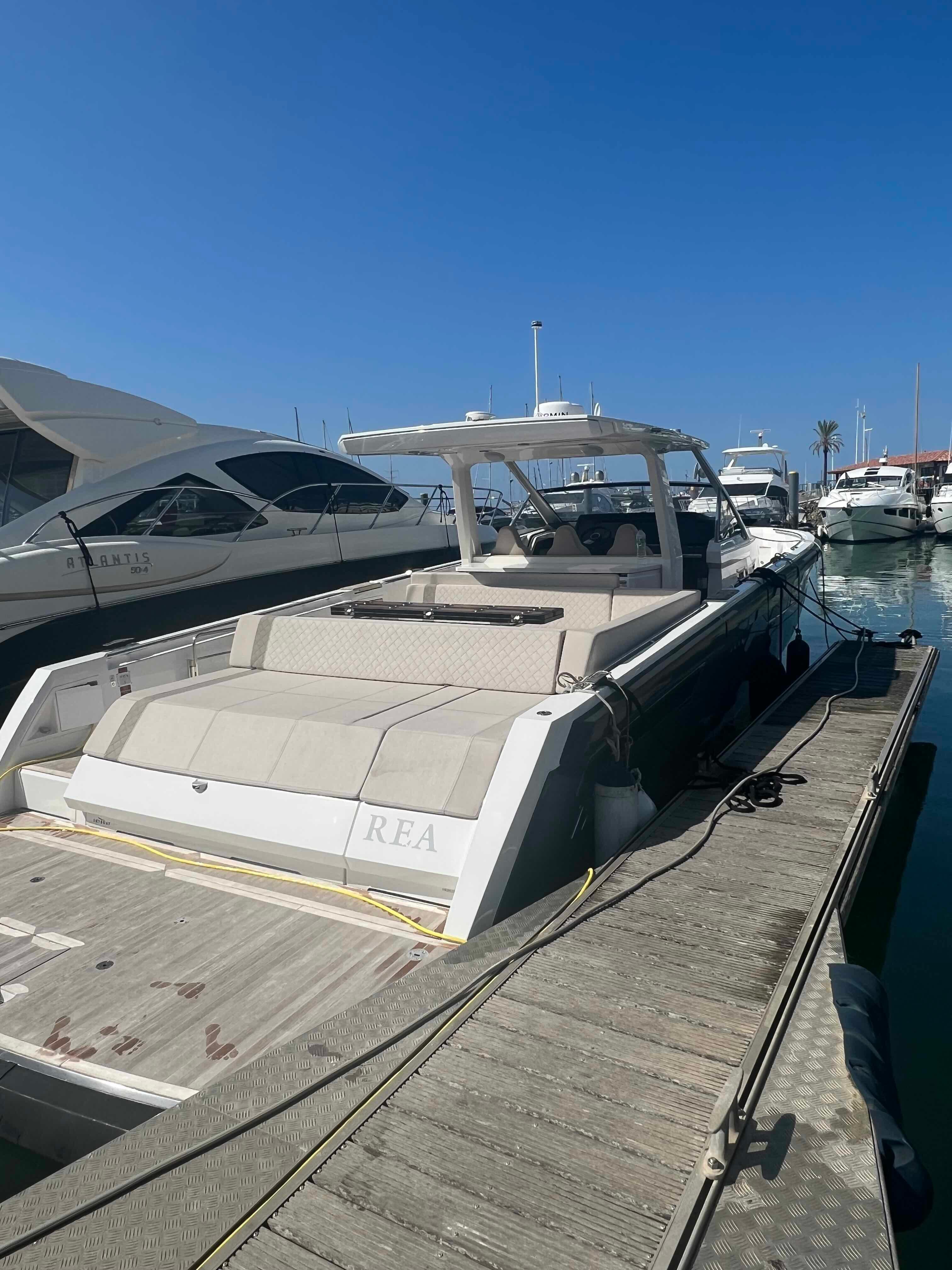 2022 Windy SR44 Yacht For Sale in Gdynia 2022 Windy SR44 Yacht For Sale in Gdynia