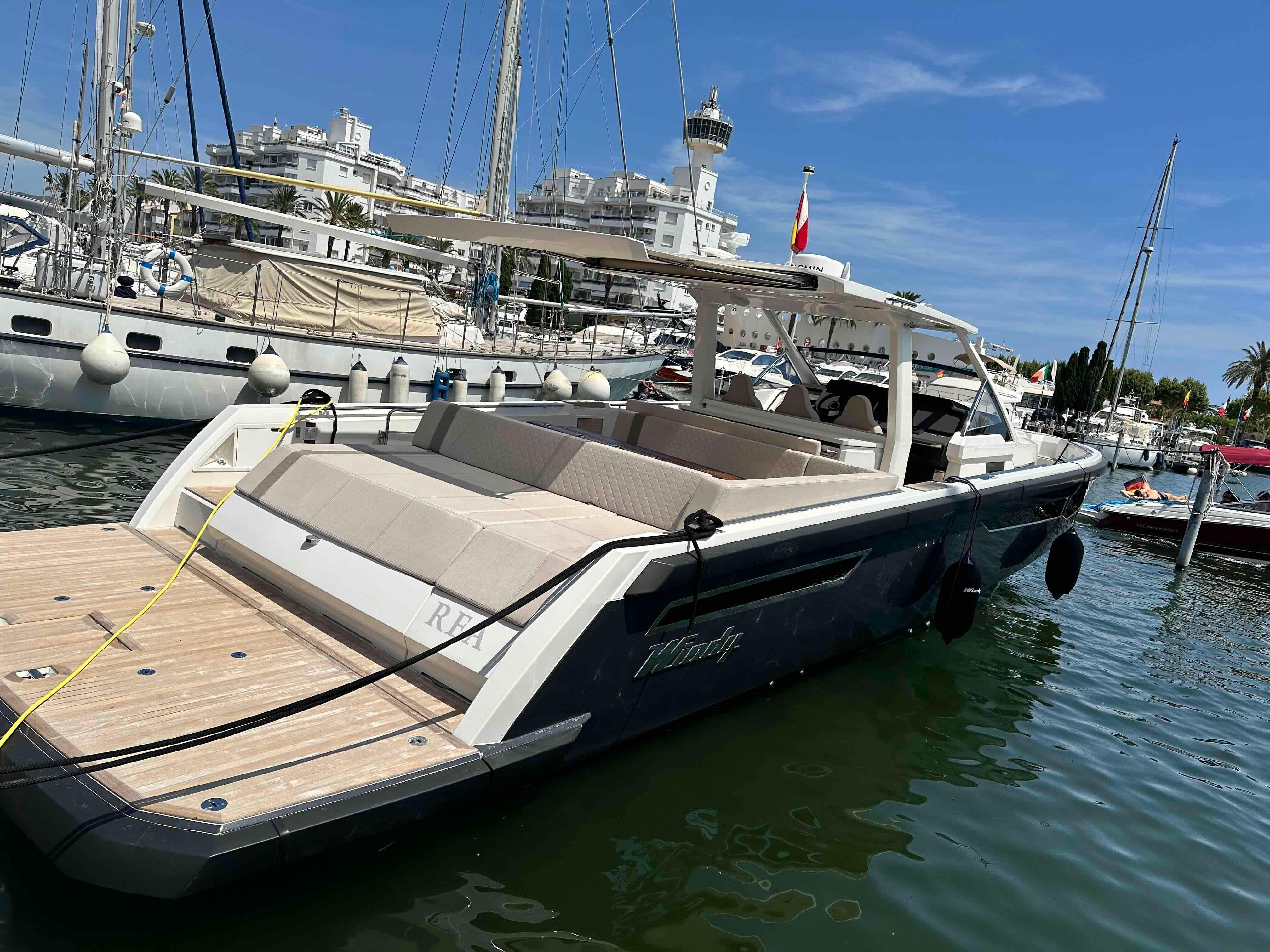2022 Windy SR44 Yacht For Sale in Gdynia 2022 Windy SR44 Yacht For Sale in Gdynia