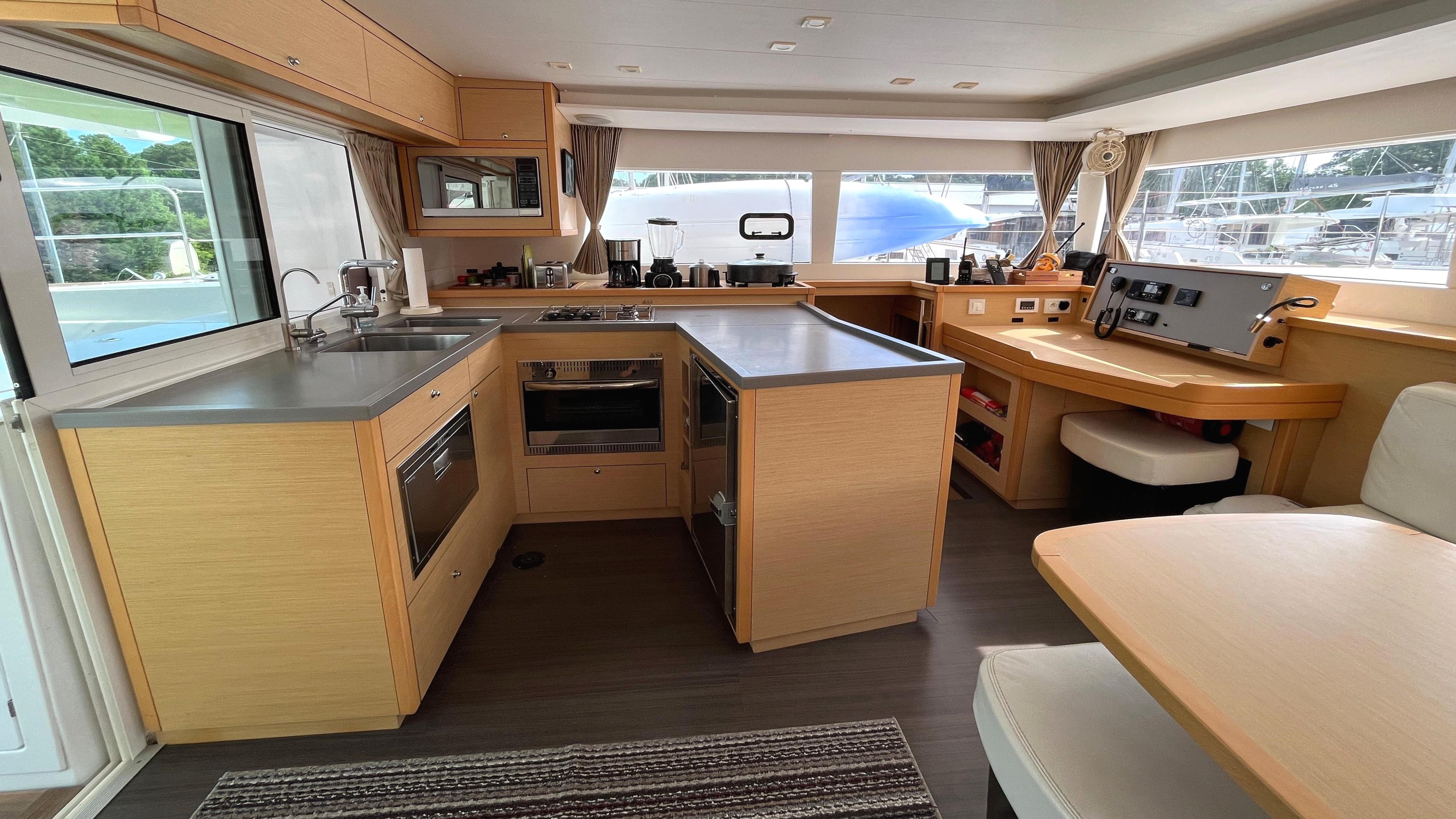 2017 Lagoon 450F Yacht For Sale in Annapolis MD 2017 Lagoon 450F Yacht For Sale in Annapolis MD