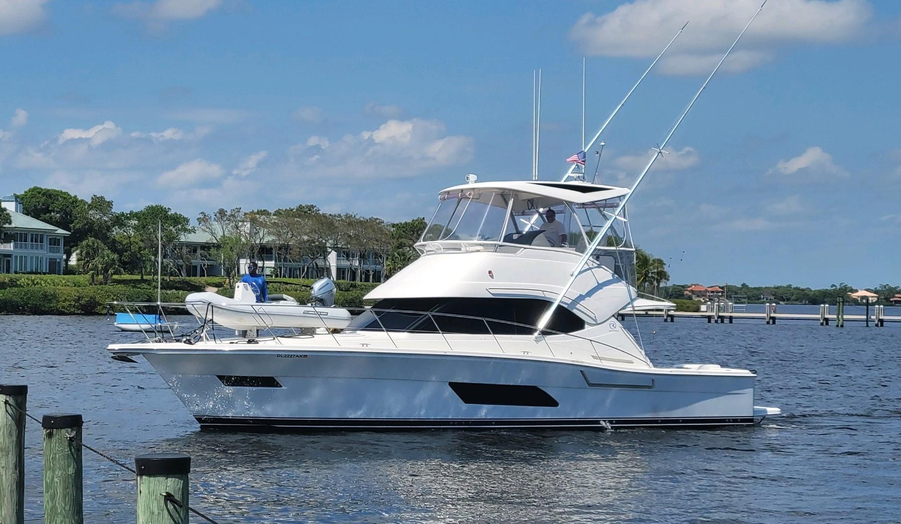 2016 Riviera 43 Open Flybridge Yacht For Sale in Northport NY 2016 Riviera 43 Open Flybridge Yacht For Sale in Northport NY