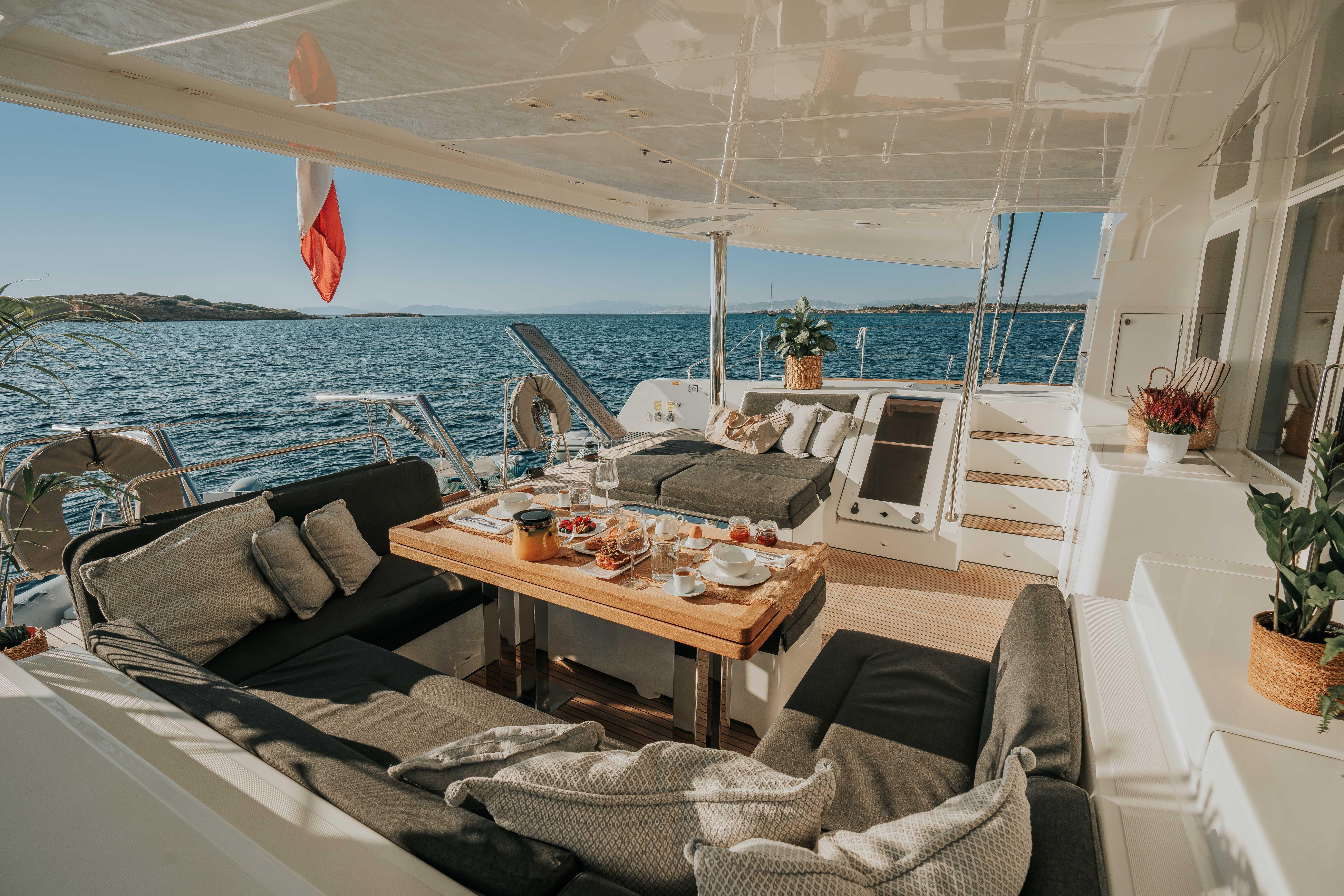 2020 Lagoon 52 Yacht For Sale in ATHENS 2020 Lagoon 52 Yacht For Sale in ATHENS