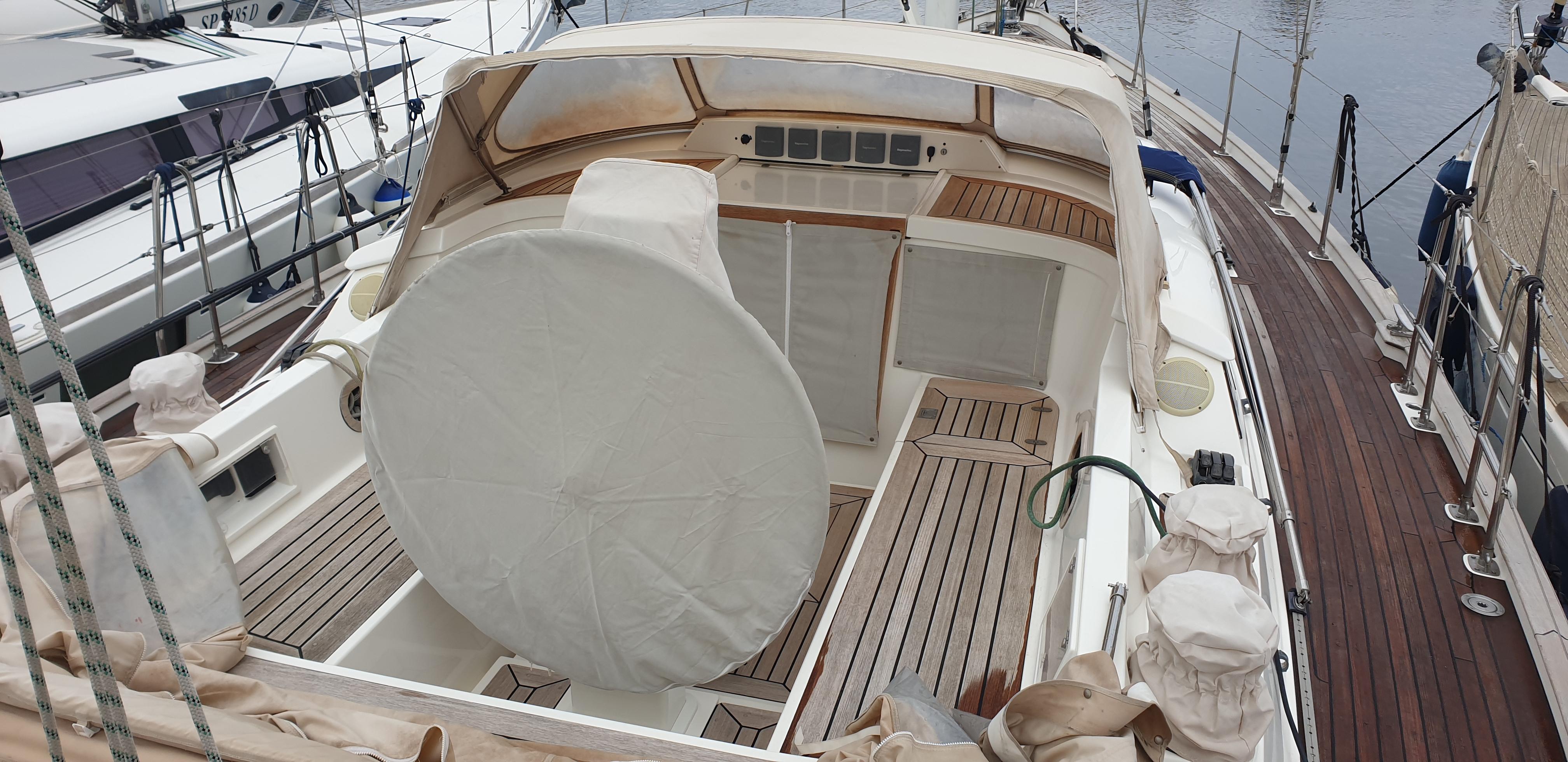 4683 2005 Contest 50CS Yacht For Sale in Puglia 4683 2005 Contest 50CS Yacht For Sale in Puglia