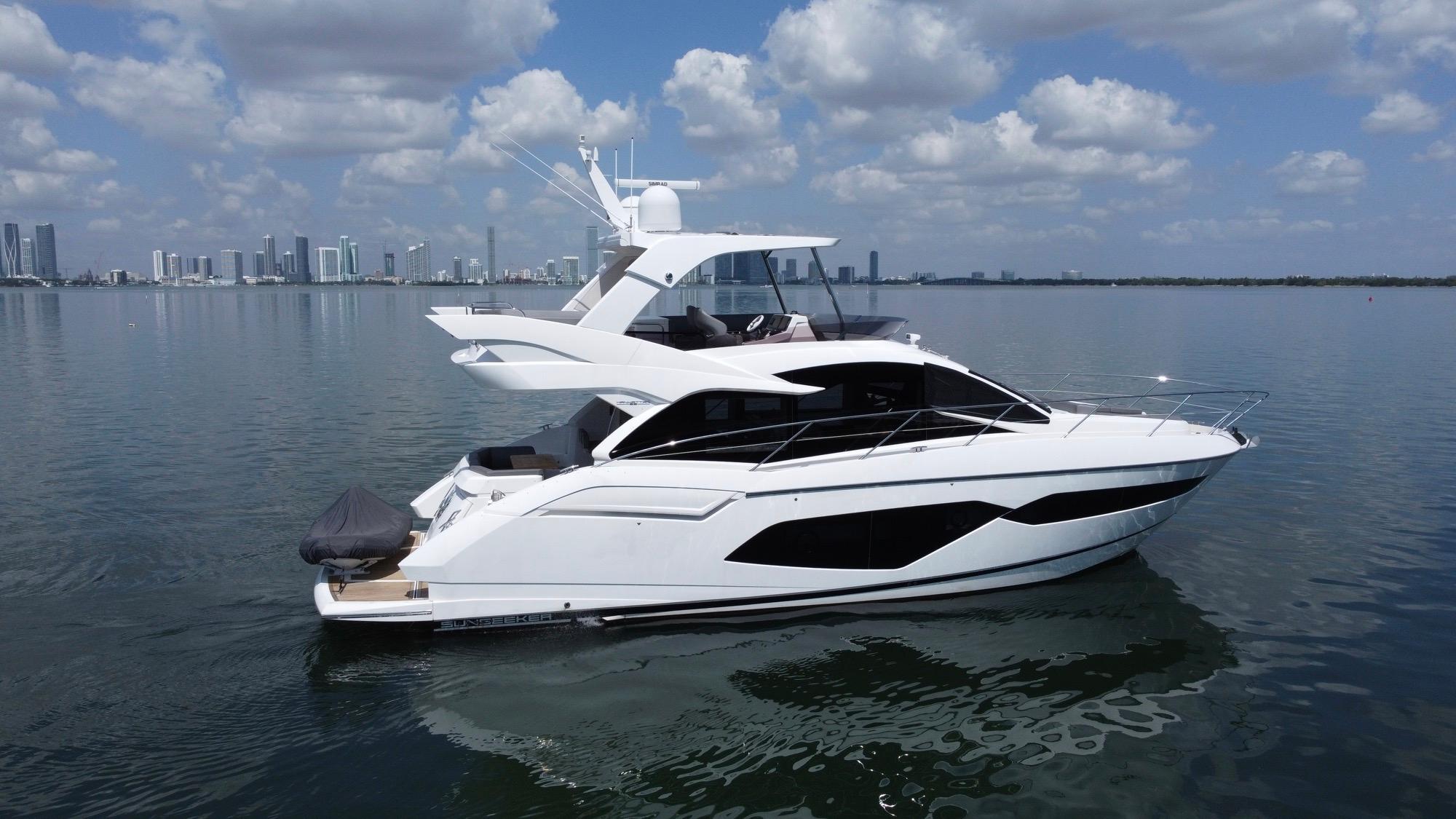Sunseeker Manhattan 52 2018 Yacht Sold Sunseeker Manhattan 52 2018 Yacht Sold