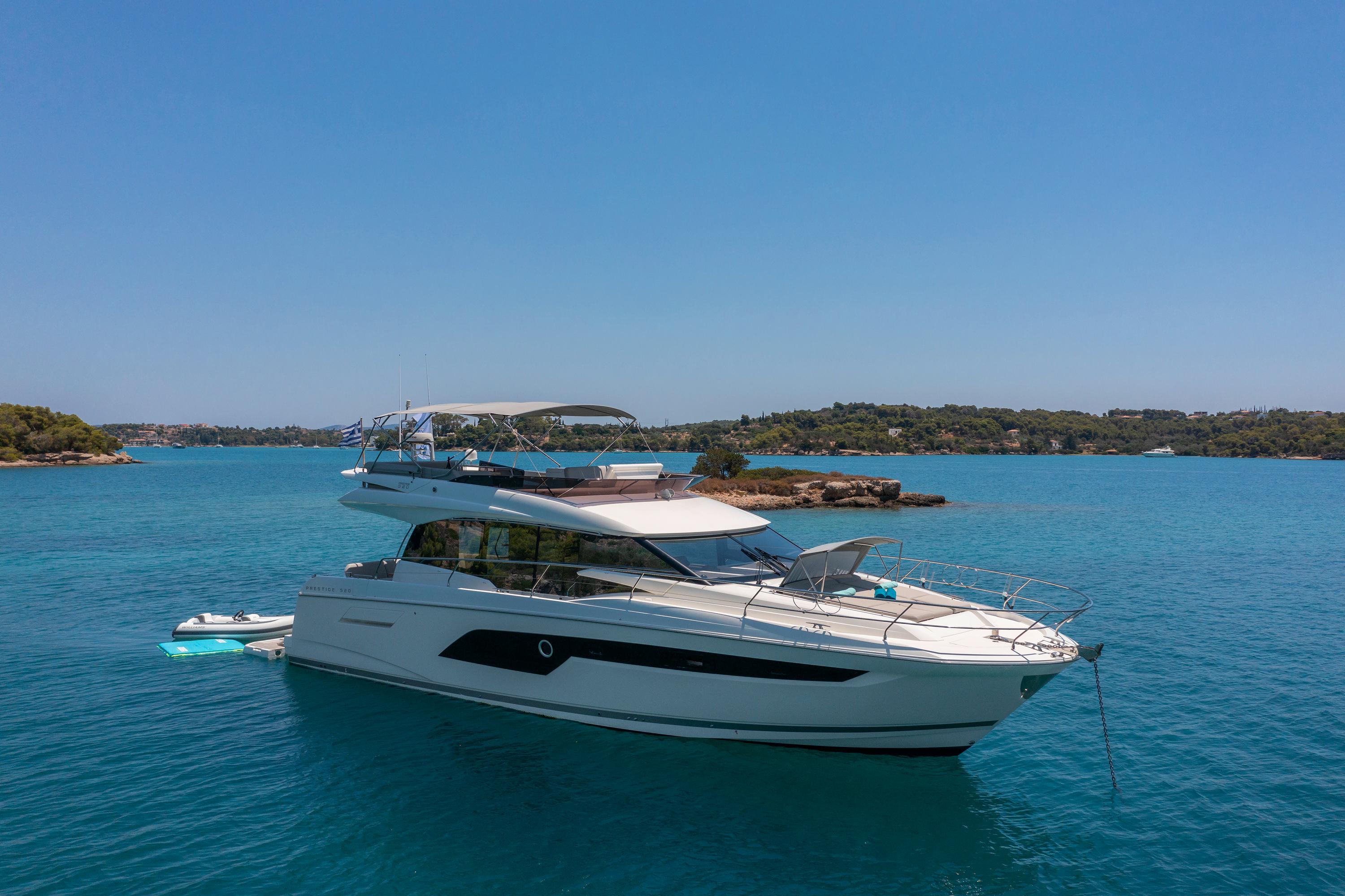 2022 Prestige 520 Yacht For Sale in Piraeus 2022 Prestige 520 Yacht For Sale in Piraeus