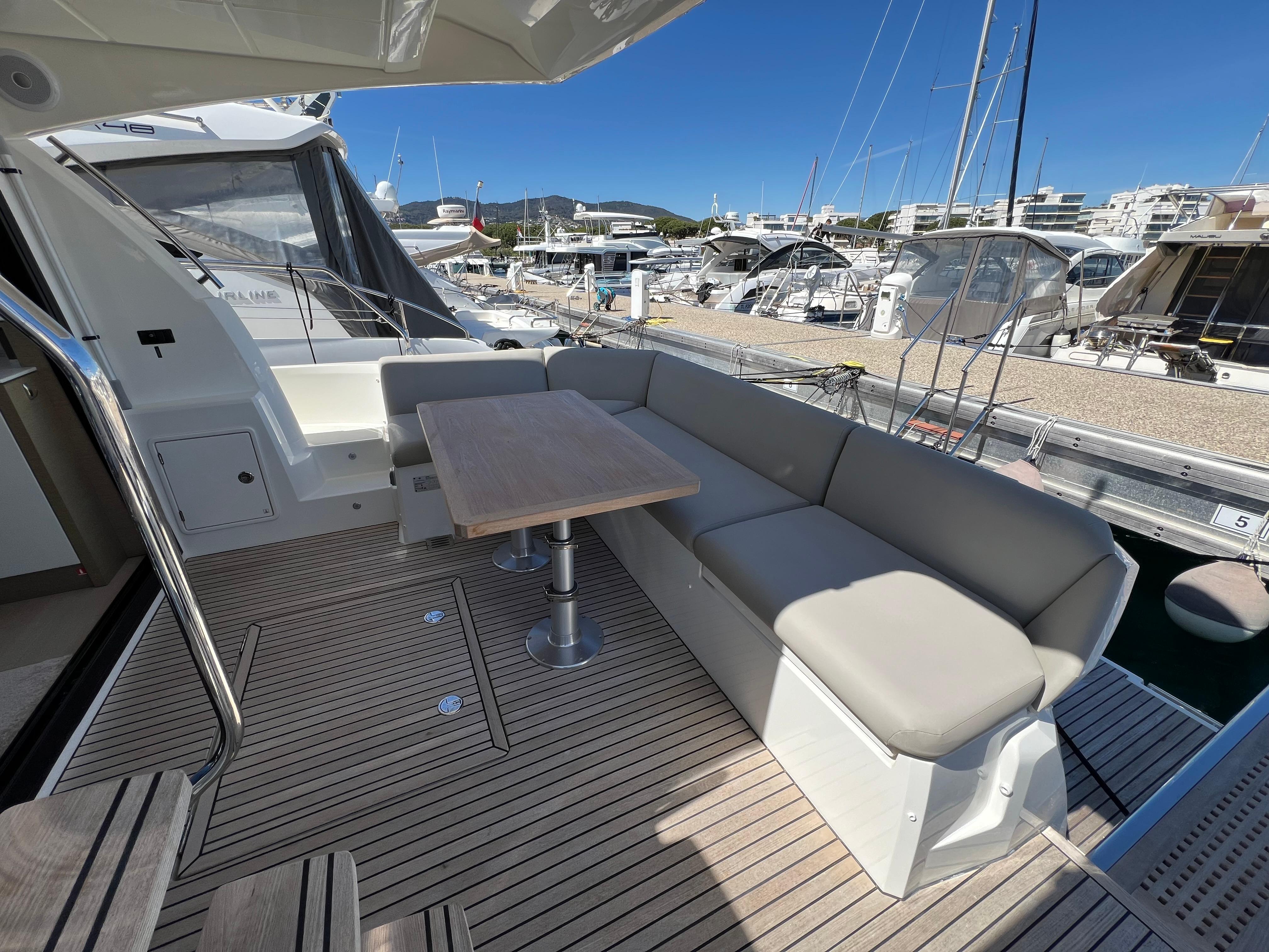 2019 Prestige 460 Yacht For Sale in MANDELIEU 06 2019 Prestige 460 Yacht For Sale in MANDELIEU 06