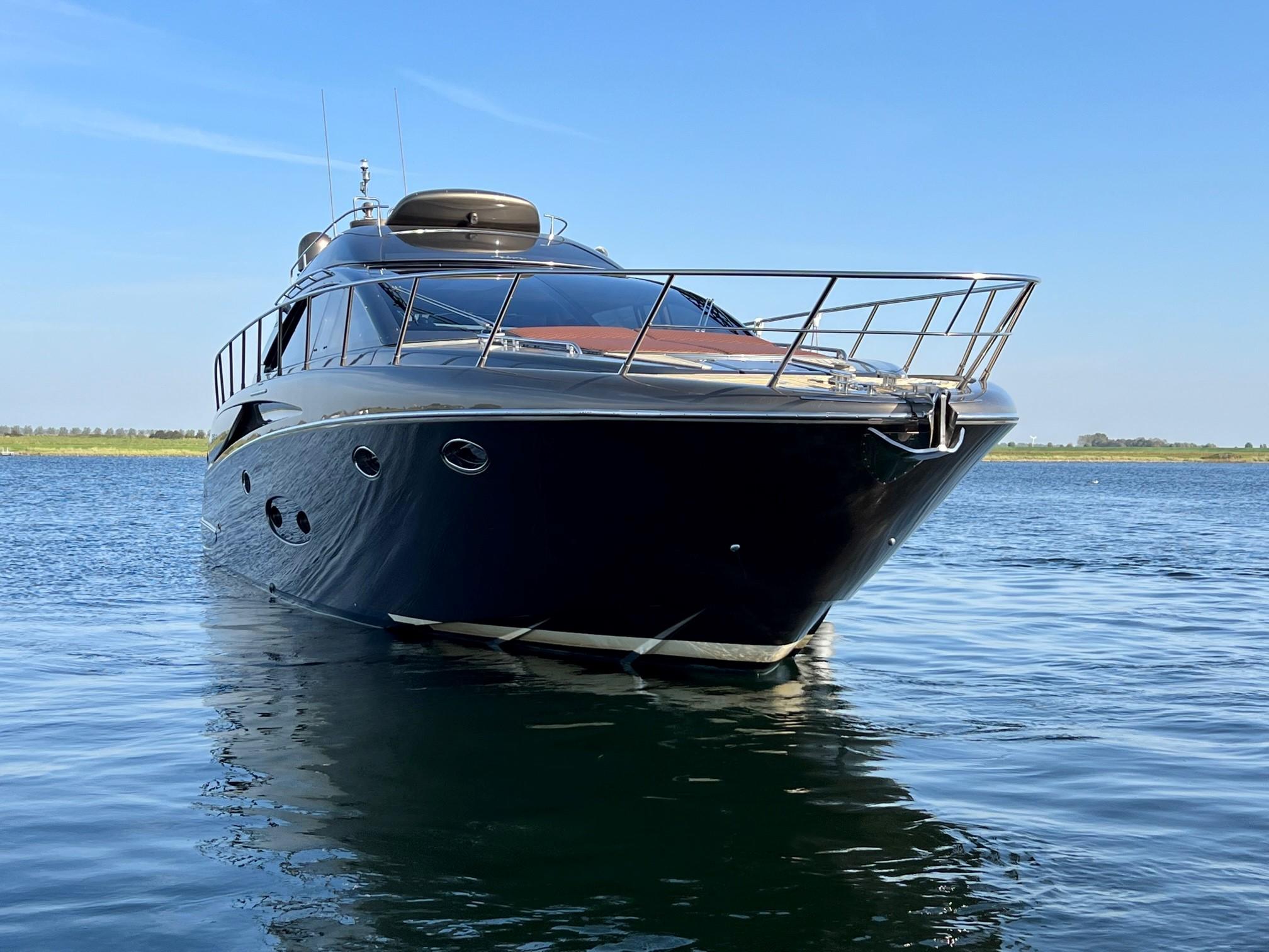 2009 Riva 56 Sportriva Yacht For Sale in Kamperland 2009 Riva 56 Sportriva Yacht For Sale in Kamperland