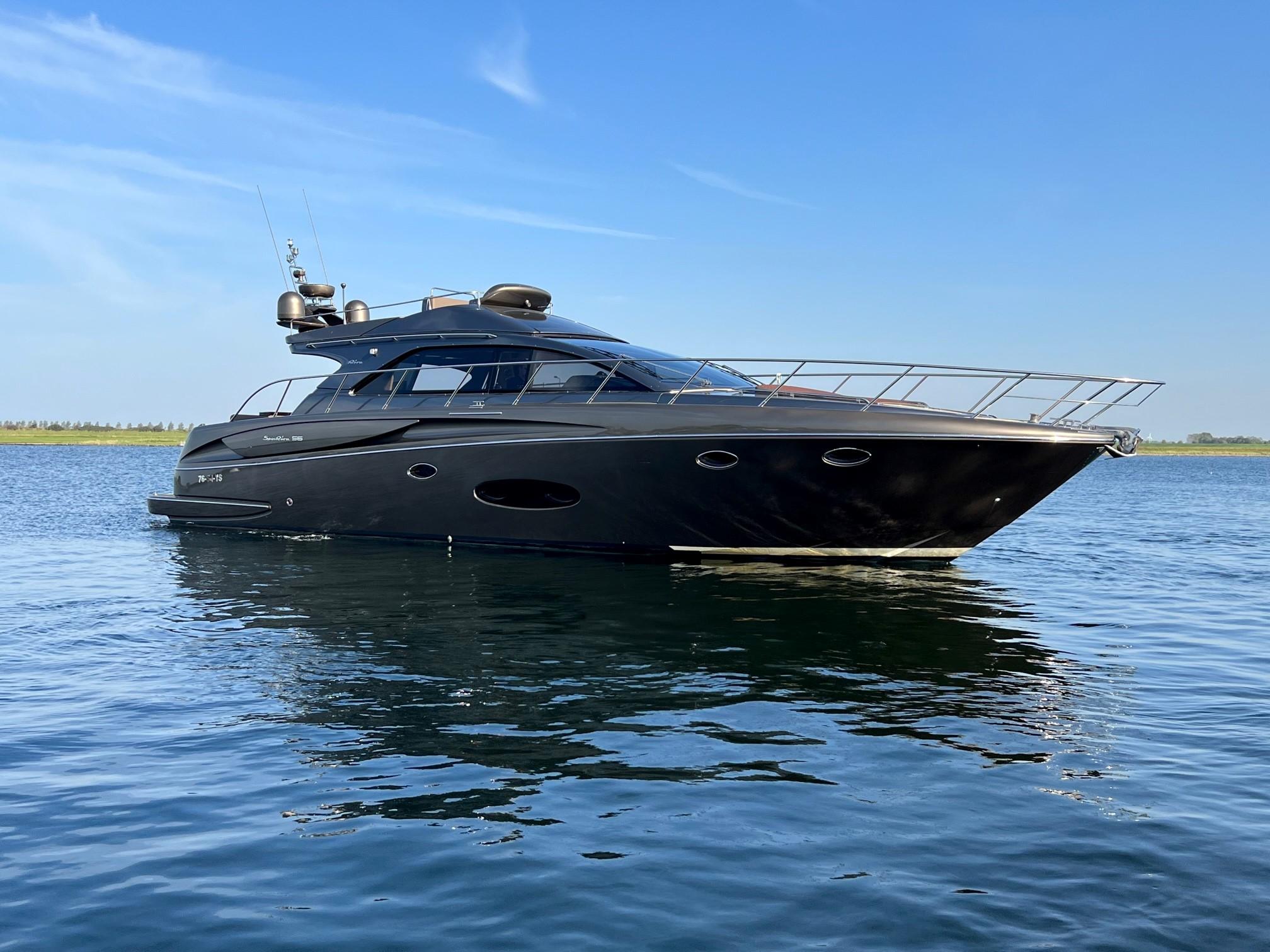 2009 Riva 56 Sportriva Yacht For Sale in Kamperland 2009 Riva 56 Sportriva Yacht For Sale in Kamperland