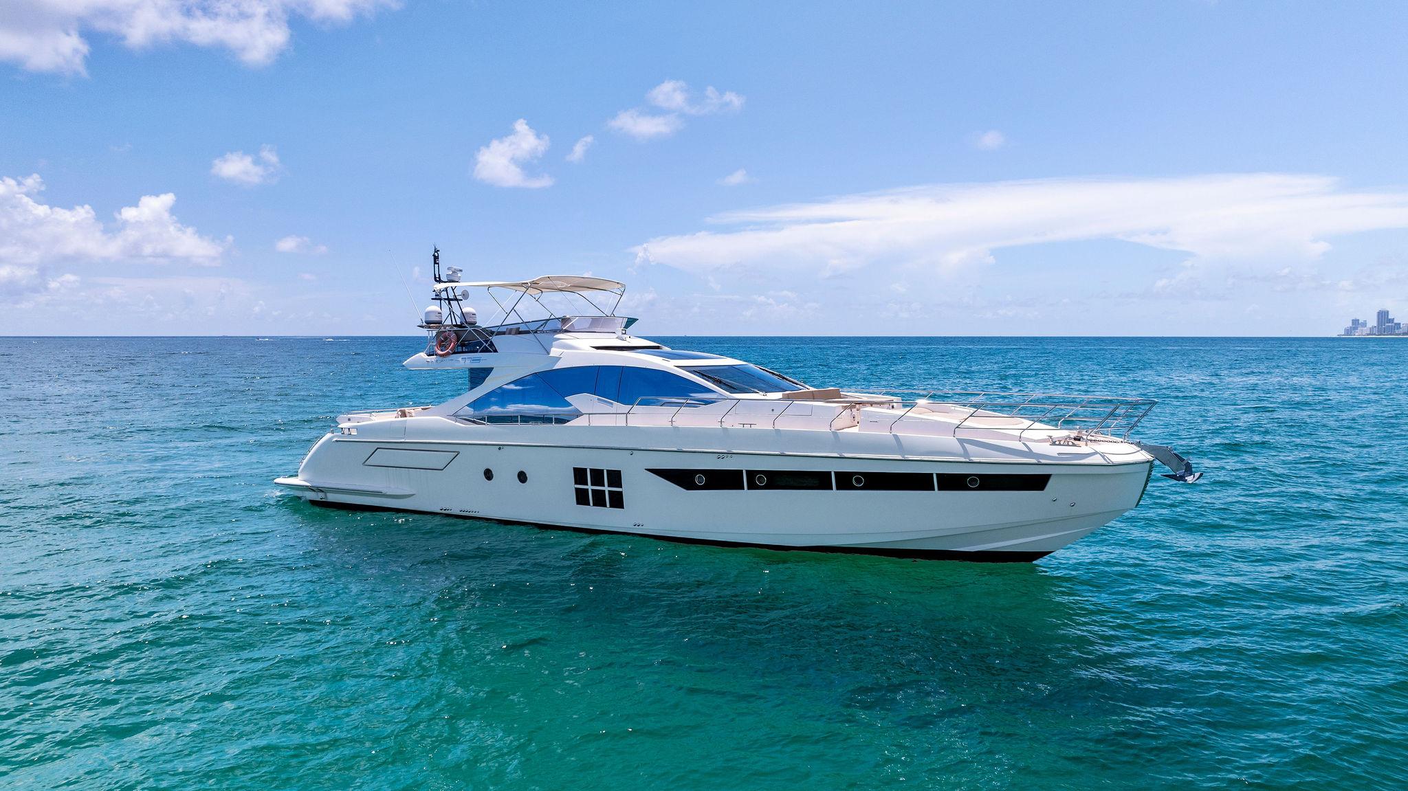 FANTASTIC 2019 Azimut 77S Yacht For Sale in North Miami Beach FL FANTASTIC 2019 Azimut 77S Yacht For Sale in North Miami Beach FL